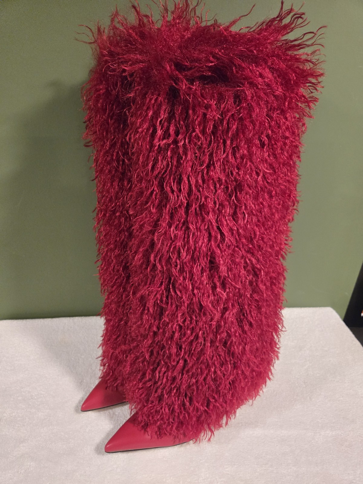 Steve Madden ICON RED Knee High Fashion Boot 7 M New