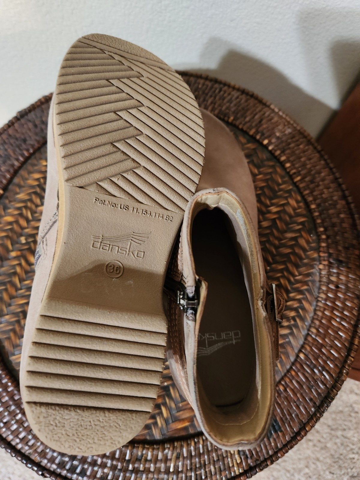 Dansko Women’s Brook Nubuck Boots Taupe Burnished US 6-6.5 EU 36