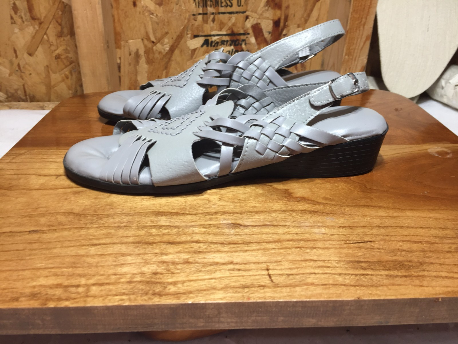 Angel Steps Huarache-Style Leather Flats Womens 8M Gray Strappy Buckle Backside