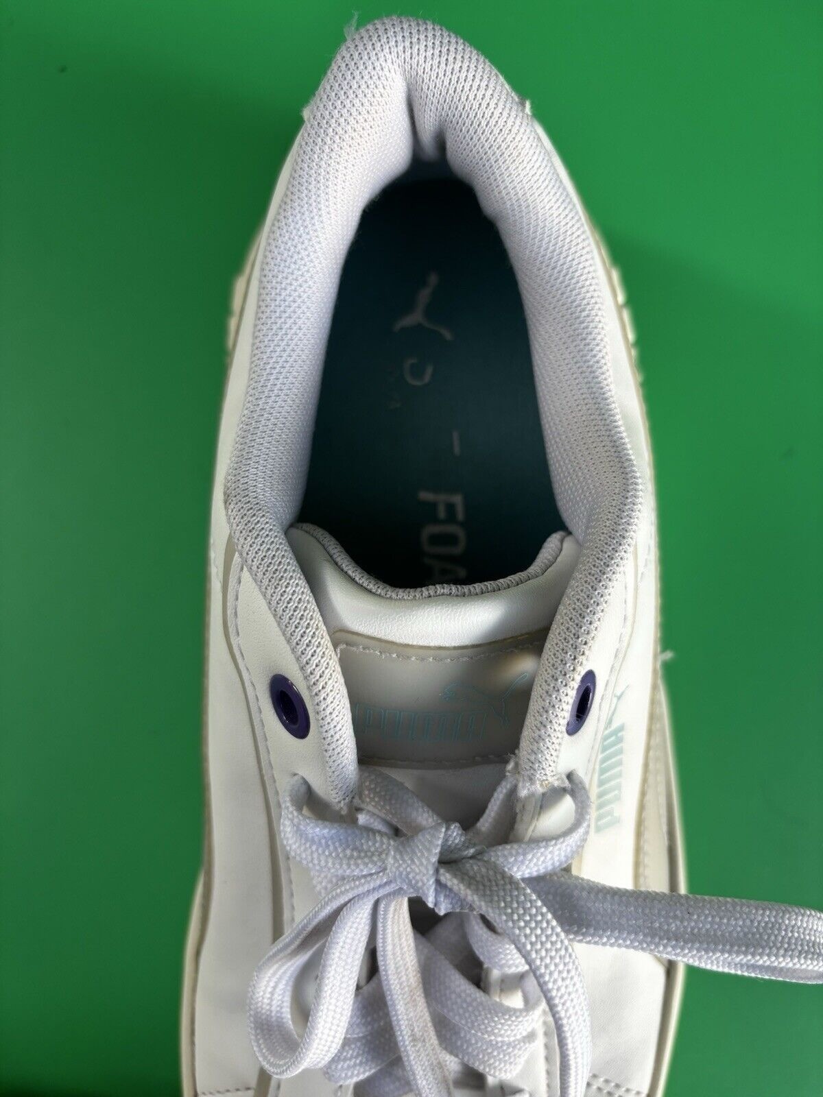 Puma Smash Platform V2 Womens Size 8 White Sneakers 381450-01 Athletic Shoes