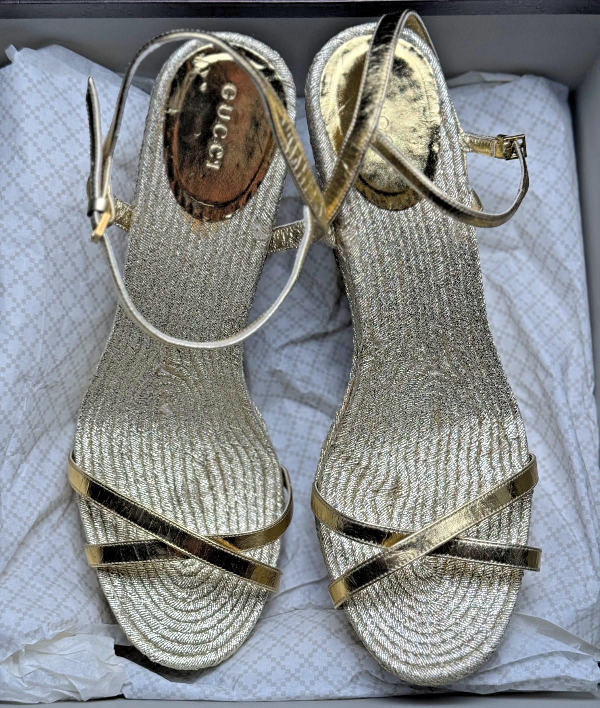 Gucci Lia Raffia Wedge Espadrille Sandals Gold Womens 40 Made in Spain-Pre Owned