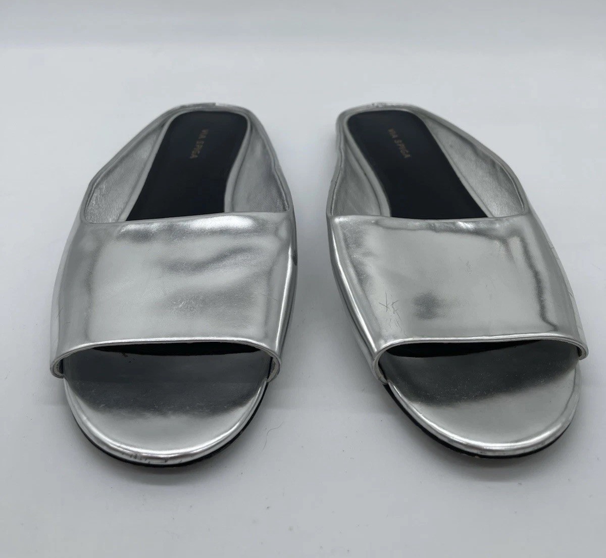 VIA SPIGA Hana Slides Silver Metallic Chrome Flats Open Toe 6.5M Patent Leather