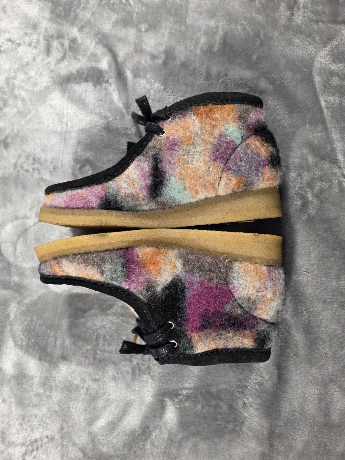 Clarks Wallabee Boot Womens 5.5 Black Wool Combination Chukkas Boots Colorful