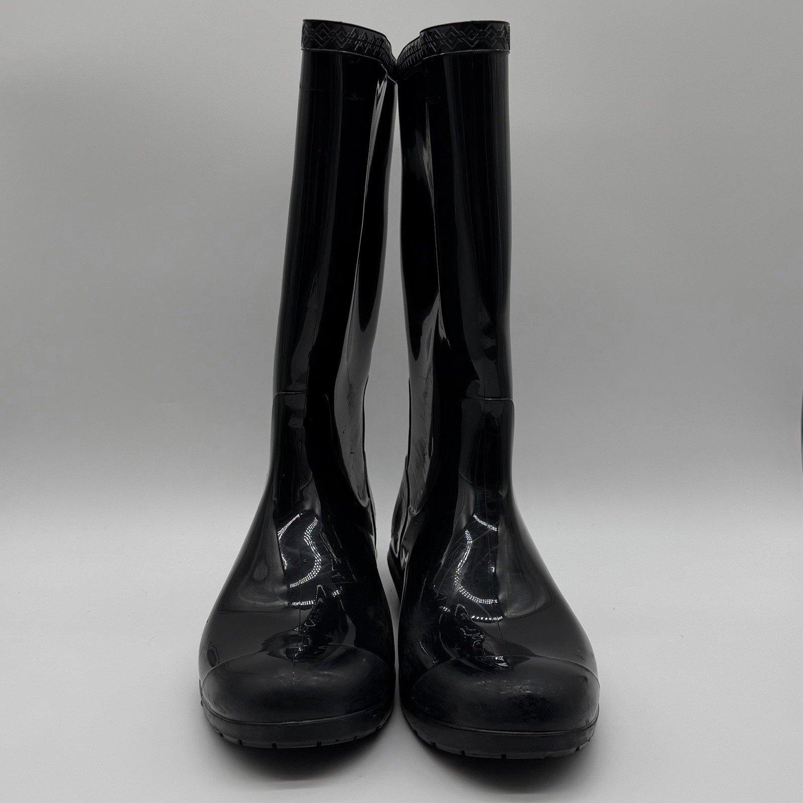 UGG Women’s Shaye Rubber Rain Boots Sheepskin Insole Shiny Black Gloss Size 9