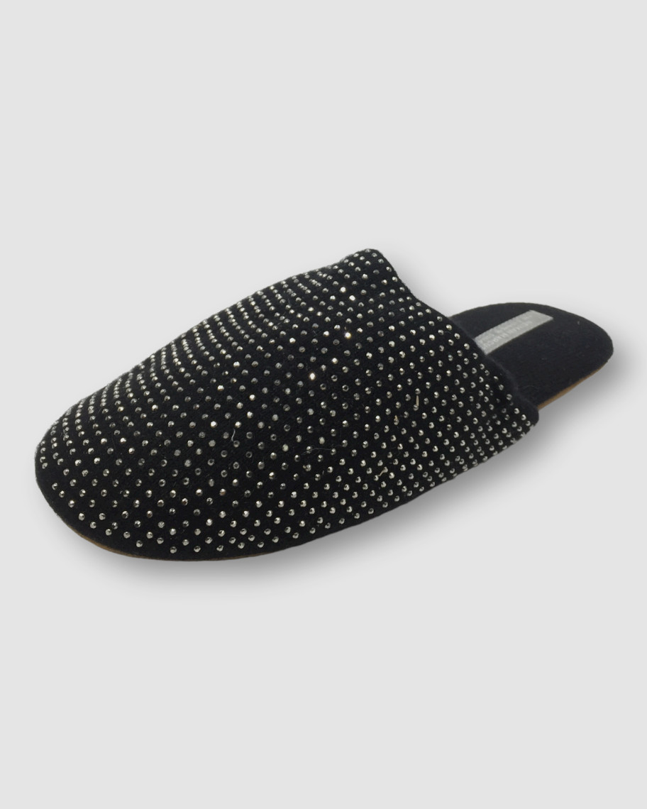 $165 Neiman Marcus Women’s Black Cashmere Studded Slide Slipper Shoes Size US M