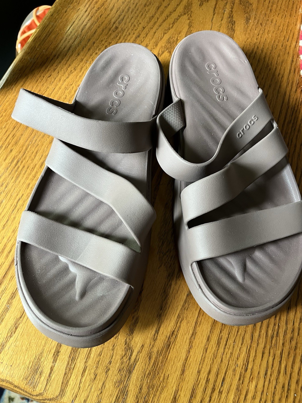Crocs Womens Getaway Sandals Strappy Beige Shoes Rubber Slides Size 11