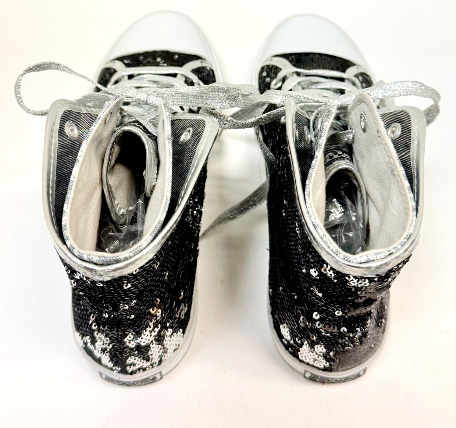Gotta® Flurt Women’s size 8 Black/Silver Sequin Hi-Top Convertible Sneakers NIB
