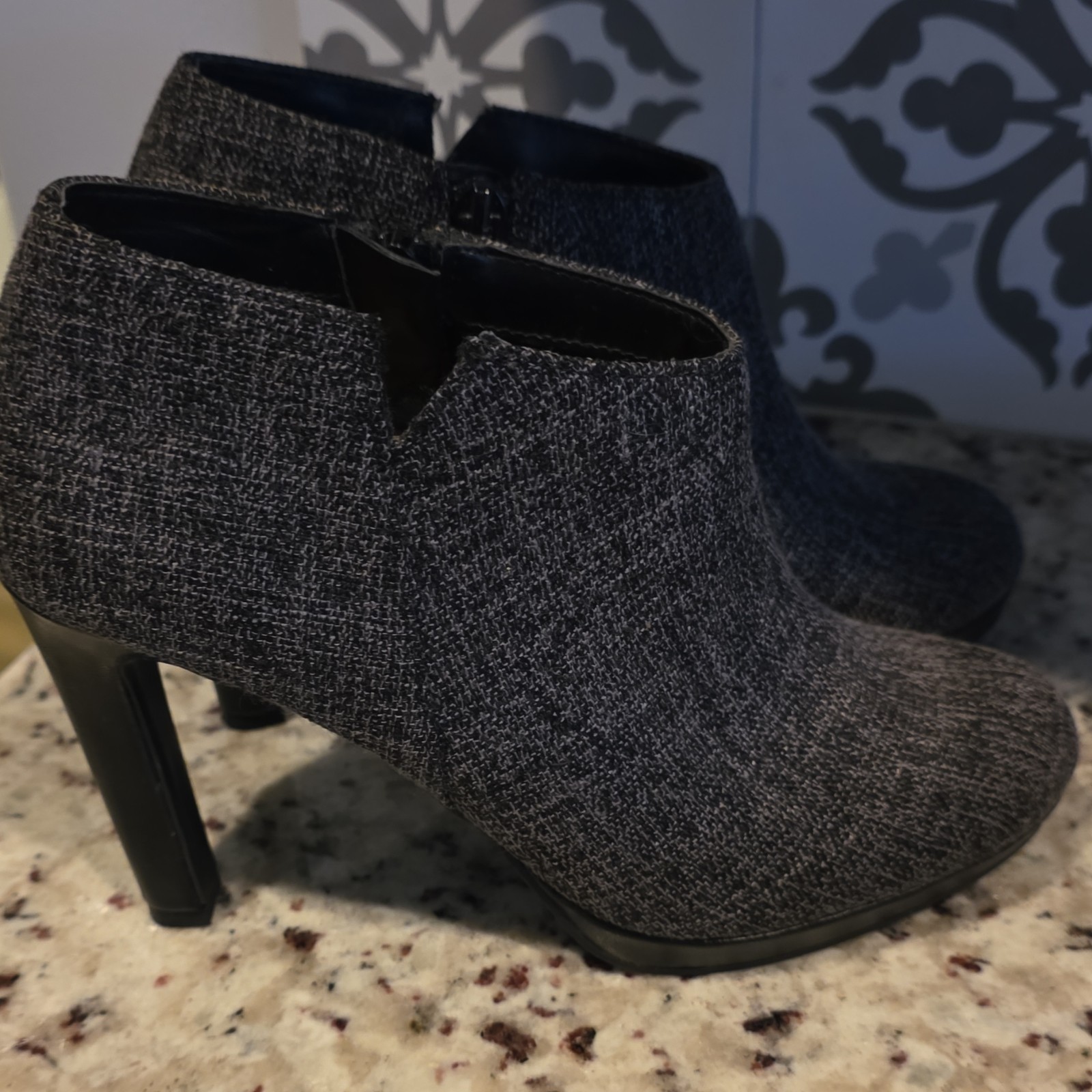 Kelly & Katie Gray Blended Fabric Ankle Bootie Round Toe Zip Block Heel 6