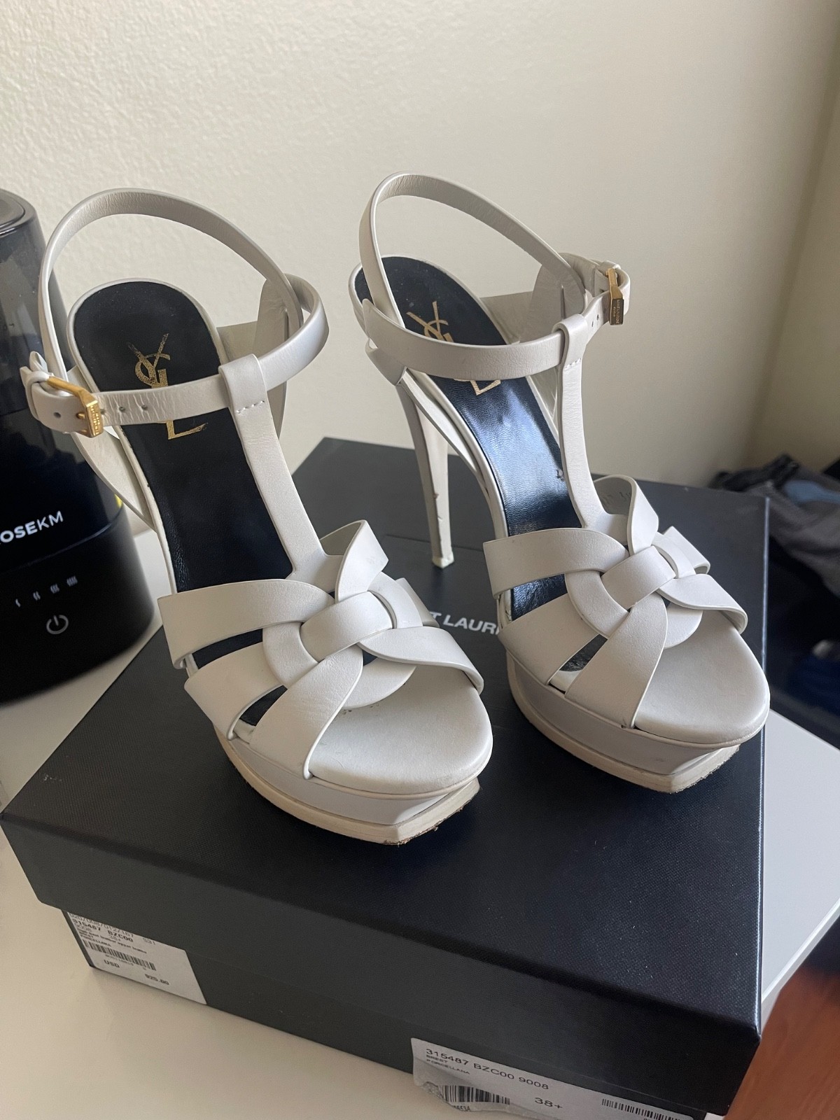 YSL Tribute Yves Saint Laurent White Porcellana Leather Sandal Heels 38.5