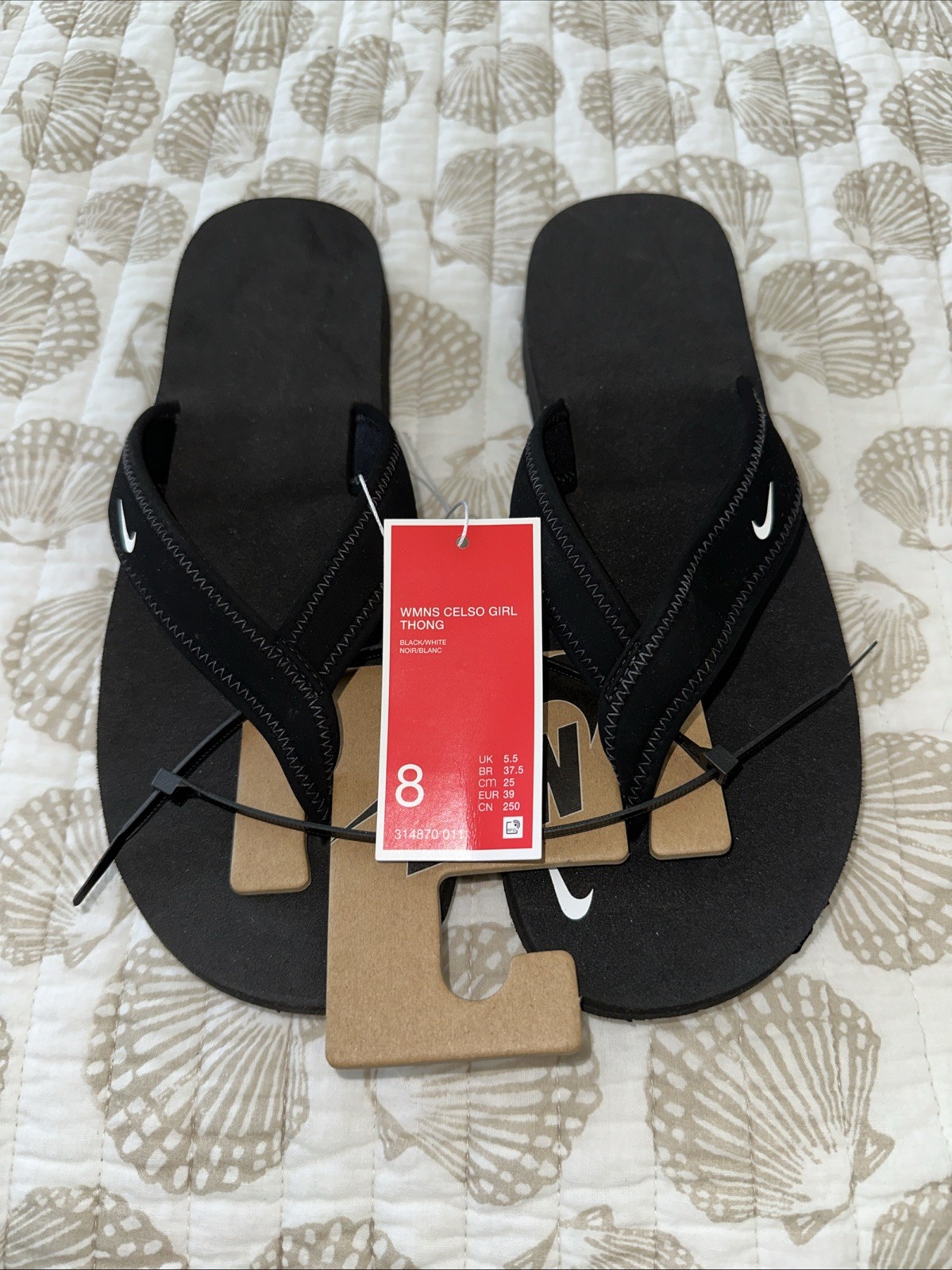 Nike Celso Thong Flip Flops for Women, Size US 8 – Black Brand New With Tag