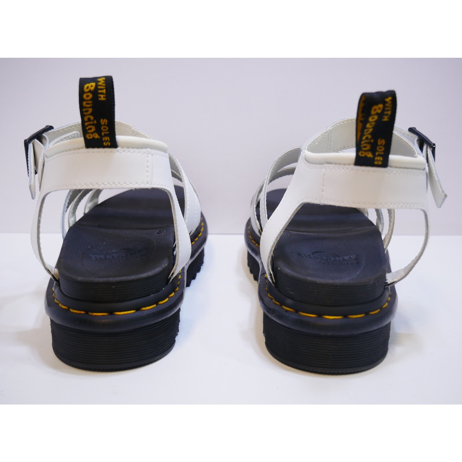 New Dr. Martens Blaire Hydro Leather White Platform Sandals LA004 Women Size 10