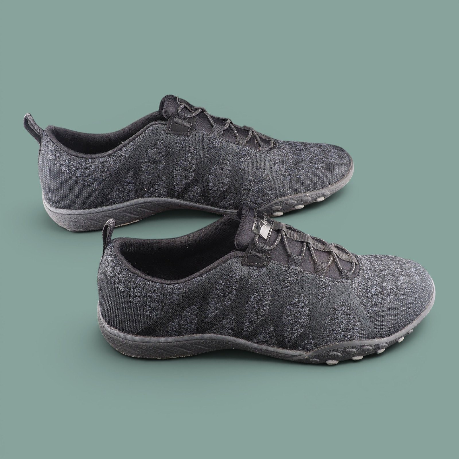 Skechers Relaxed Fit Air Cooled Memory Foam Bungee Sneakers Blk Gray Womens 8.5
