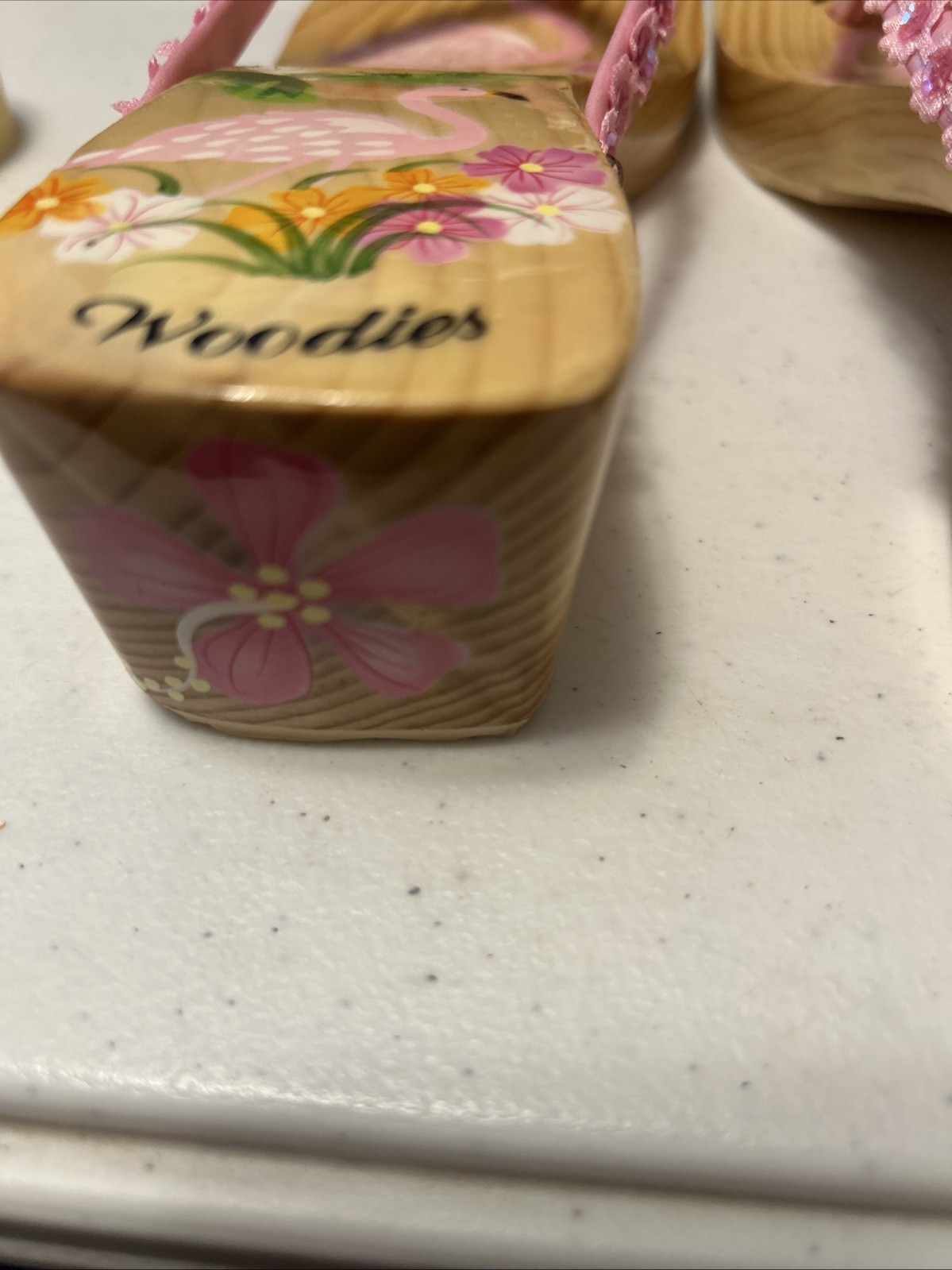 Woodies Pink Floral Flamingo Wedge Platform Woman’s Sandals Size 7 NWT
