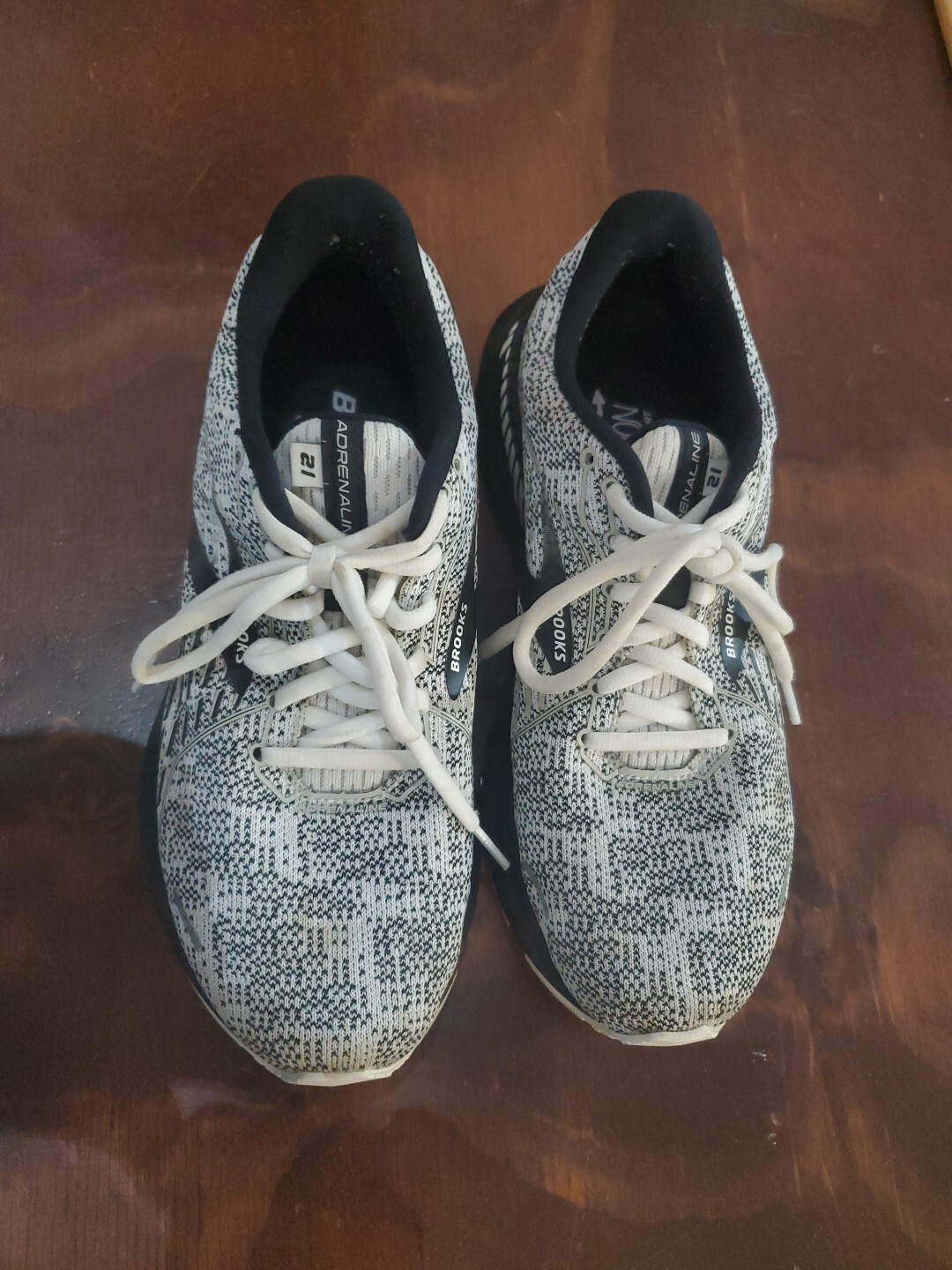 Size 9 – Brooks Adrenaline GTS 21 Black/Gray/White – 120329-1B-135