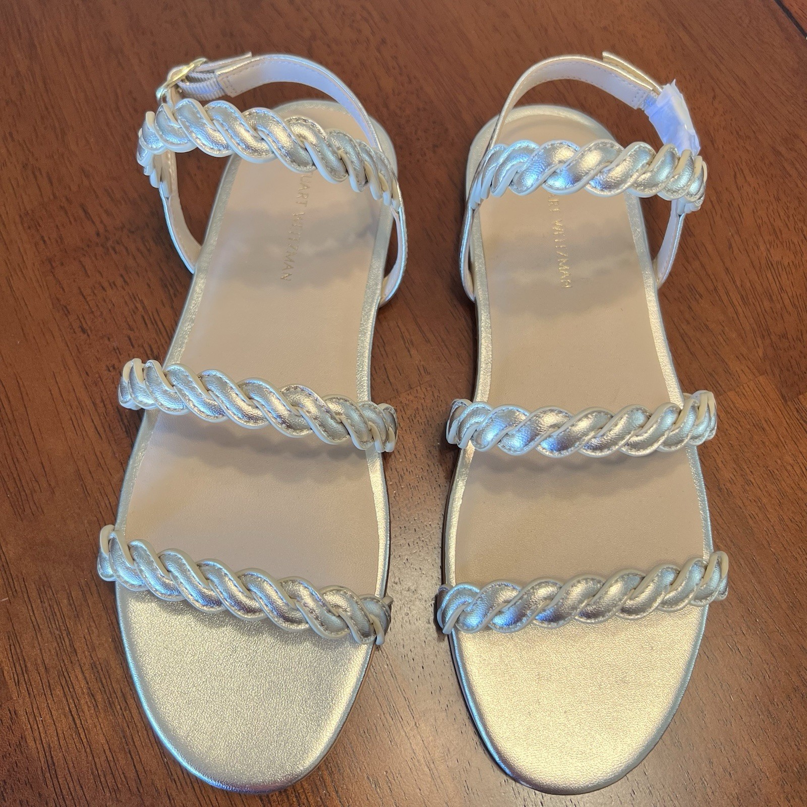 Stuart Weitzman Twistie Flat Sandals Platino Women’s 6.5B Strappy NEW