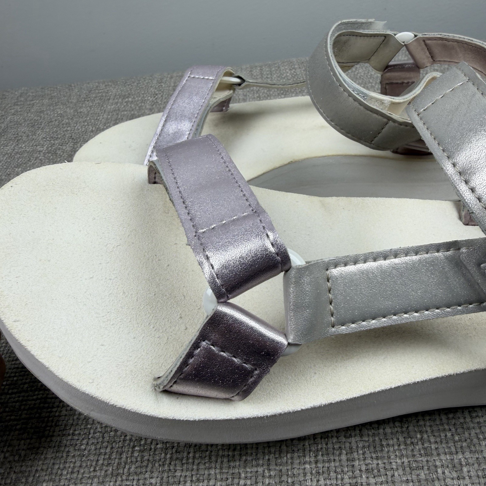 Women’s Teva Midform Universal Shimmer Sandal White Metallic Pearl Multi Size 7