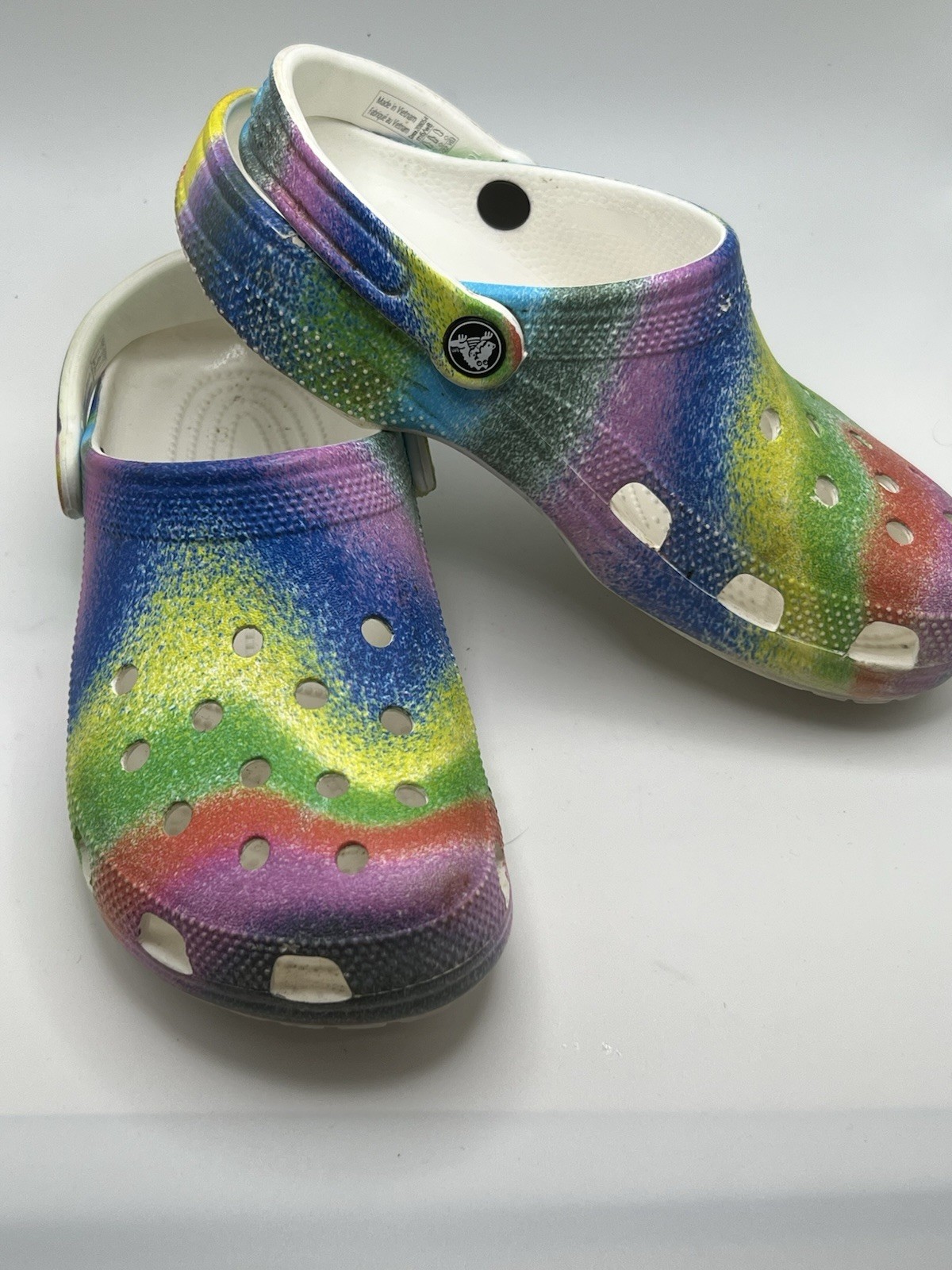 Crocs Tie Dye Clogs Women’s Size 8 Mens Size 6 SEE DESCRIPTION