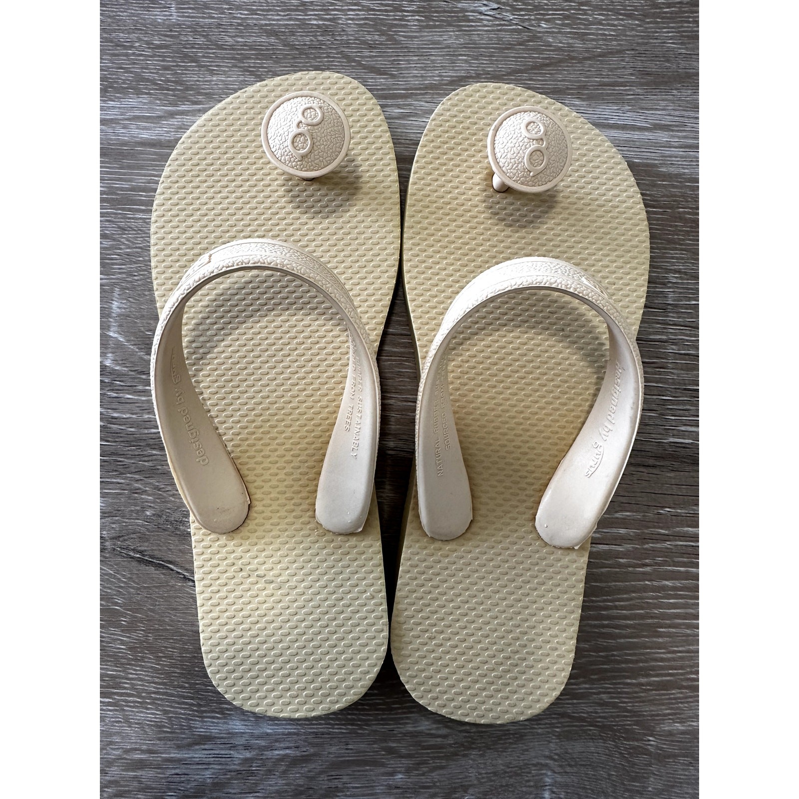 Gurus Natural Rubber Flip Flop Sandals Beige Cream Women’s Size 5 / Small