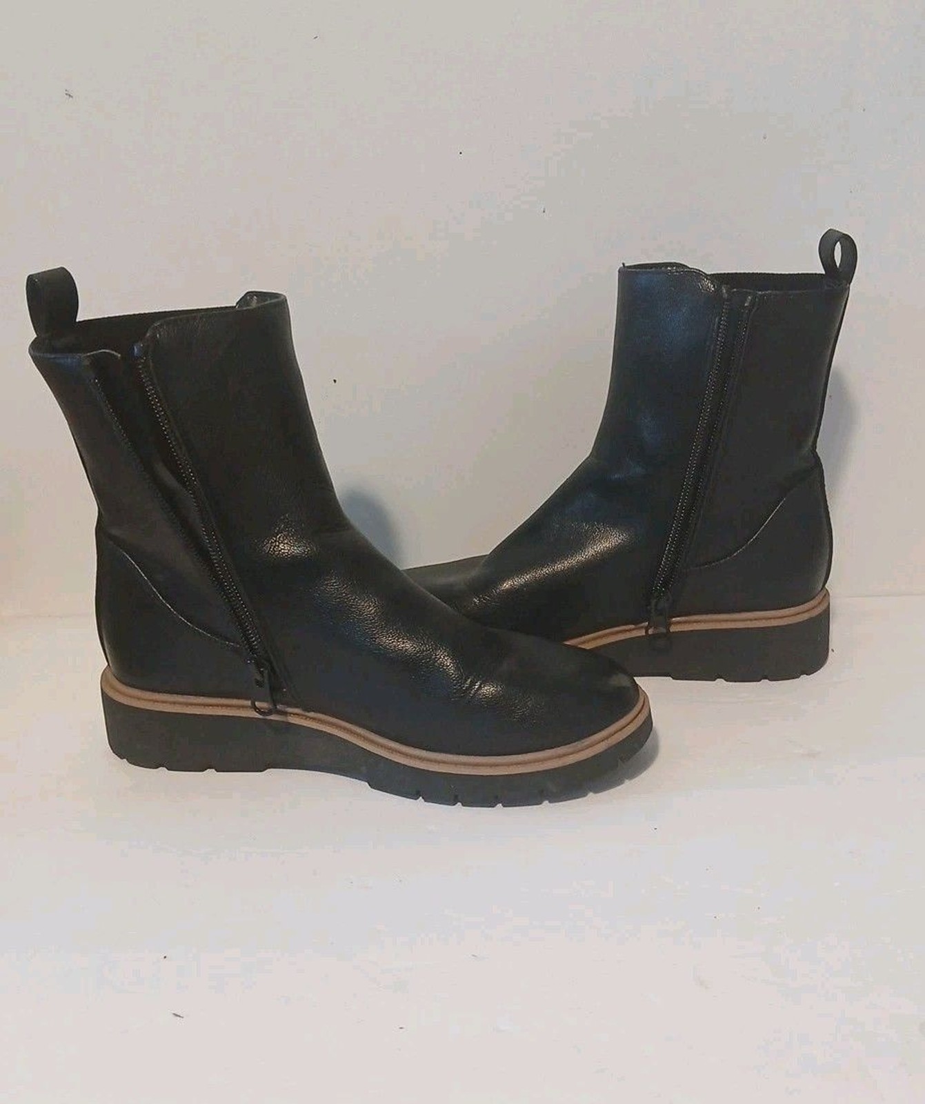 Art Class Black Ankle City Boots Womens Size 4 Side Zip Thick Sole