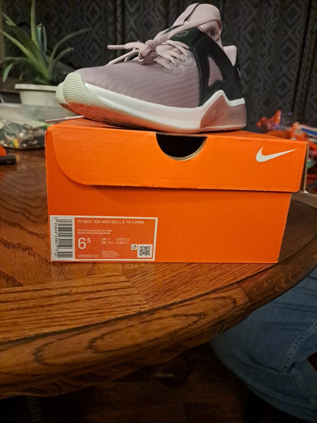 W Nike Air Max Bella TR 5 PRM, Plum Fog, Never Worn, Brand New