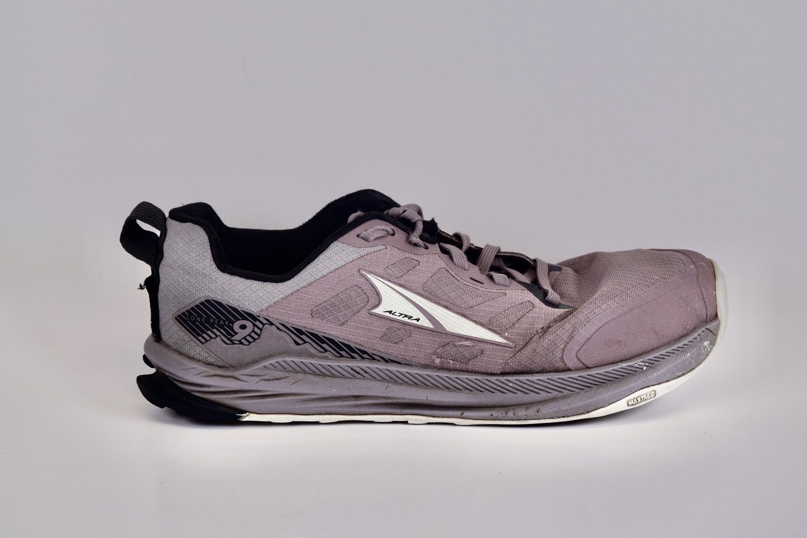 Altra Women Lone Peak 9 AL0A85PR550 Purple Running Shoes Sneakers Size 8.5