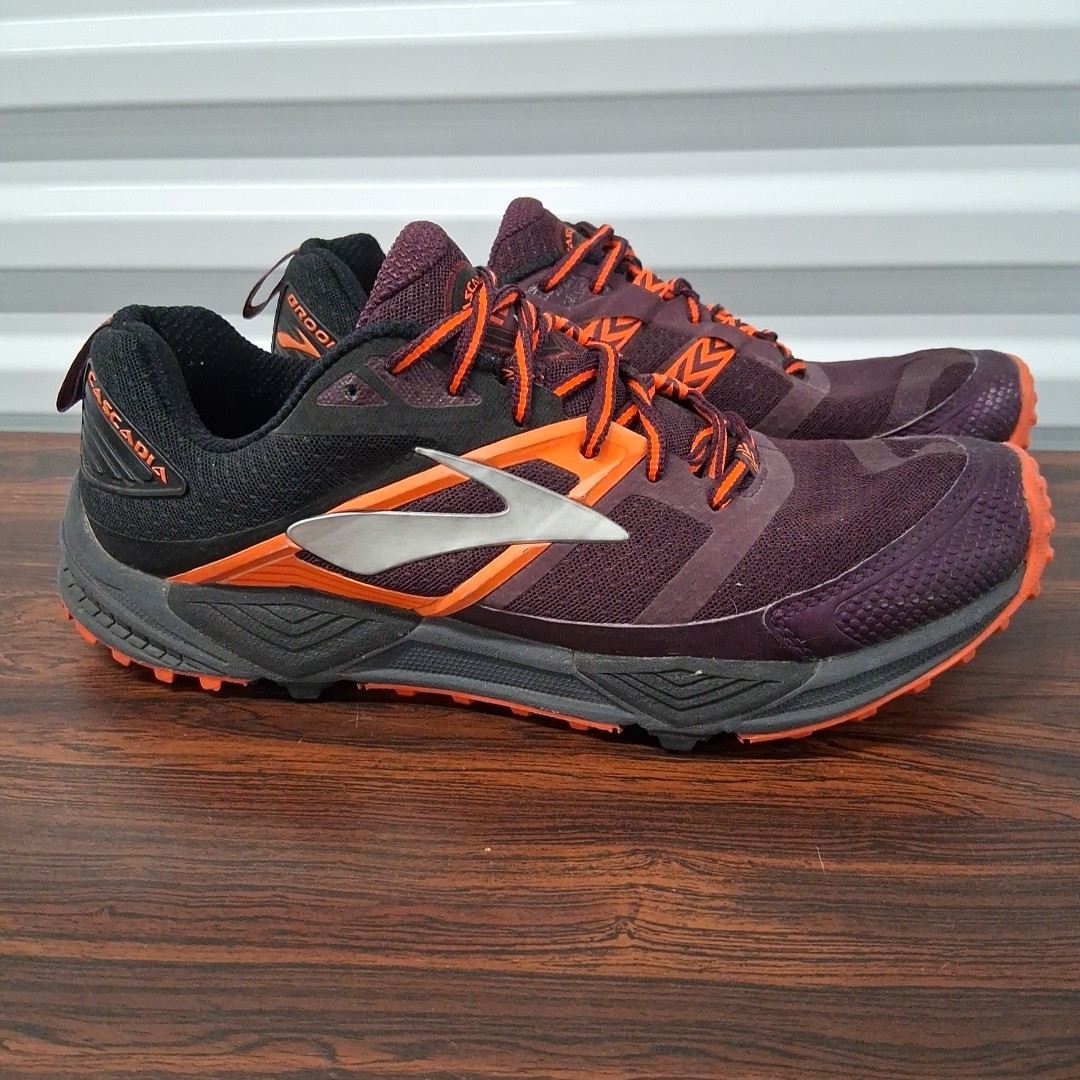 Brooks Cascadia 12 Trail Running Shoes Women Sz 11 GREAT CONDITION!