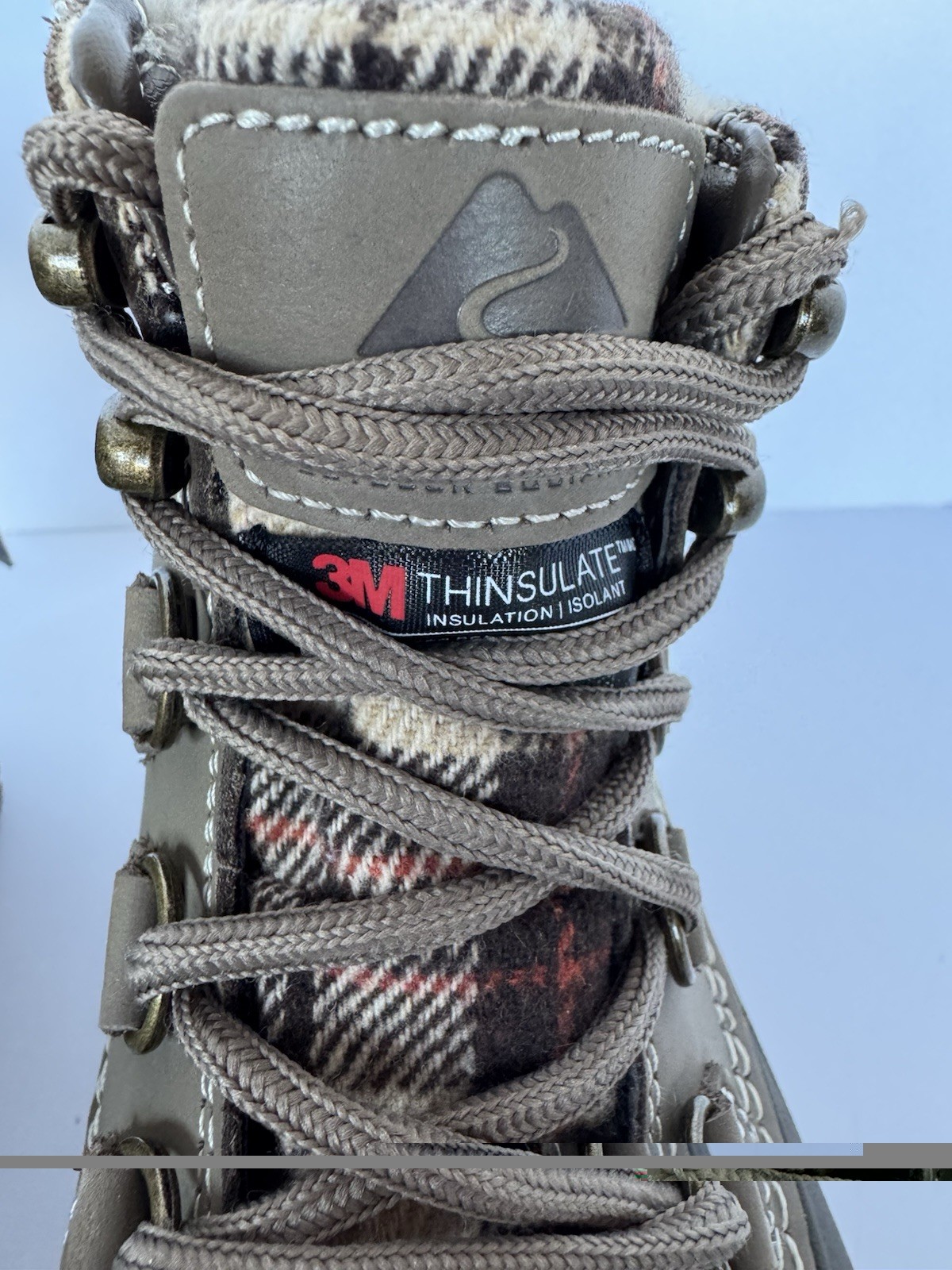 OZARK TRAIL WOMEN’S SNOW BOOTS, 8M, WATERPROOF, 3M THINSULATE, LEATHER, NEW