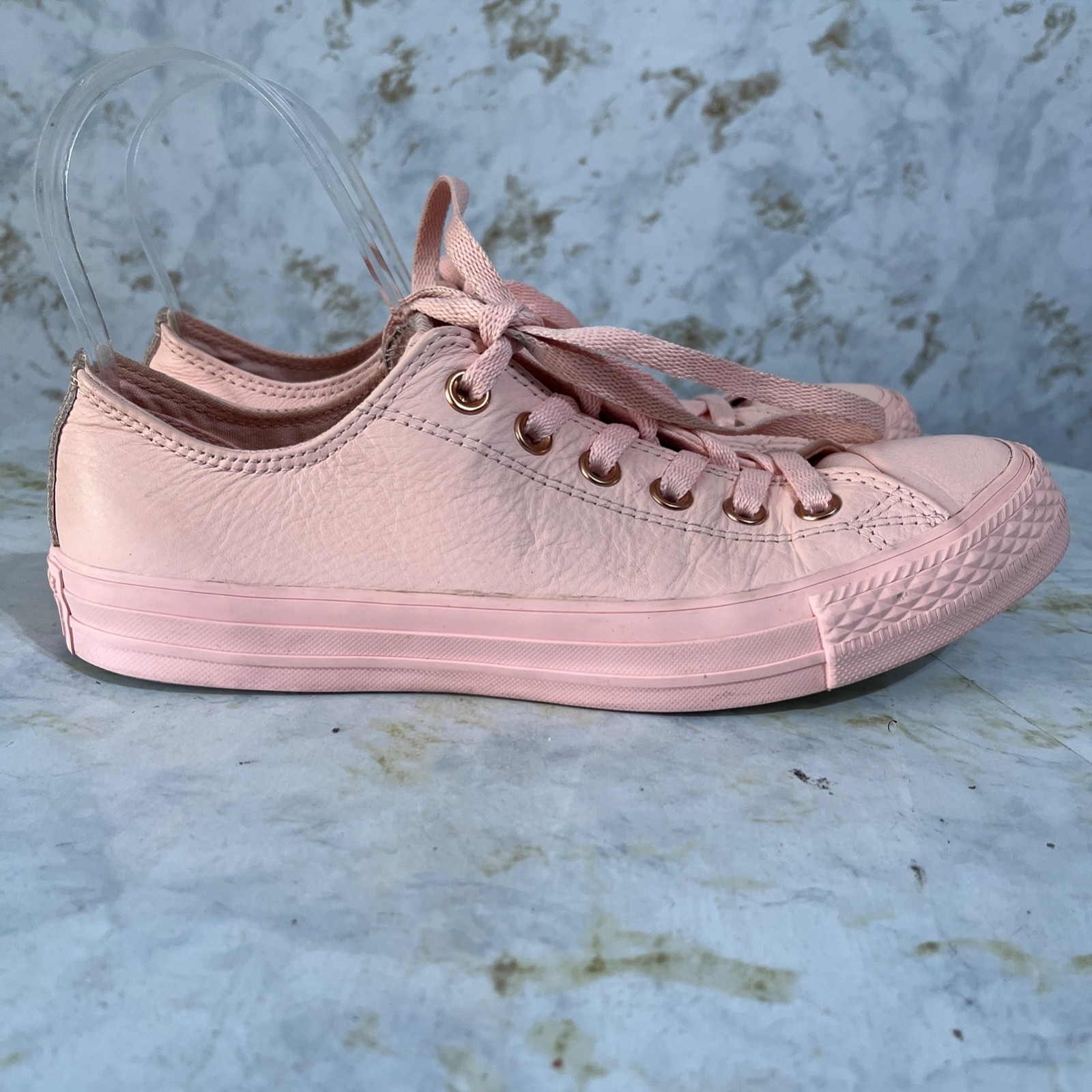 Converse All Star Chuck Taylor Womens Size 8 Shoes Pink Leather Low Top Sneakers