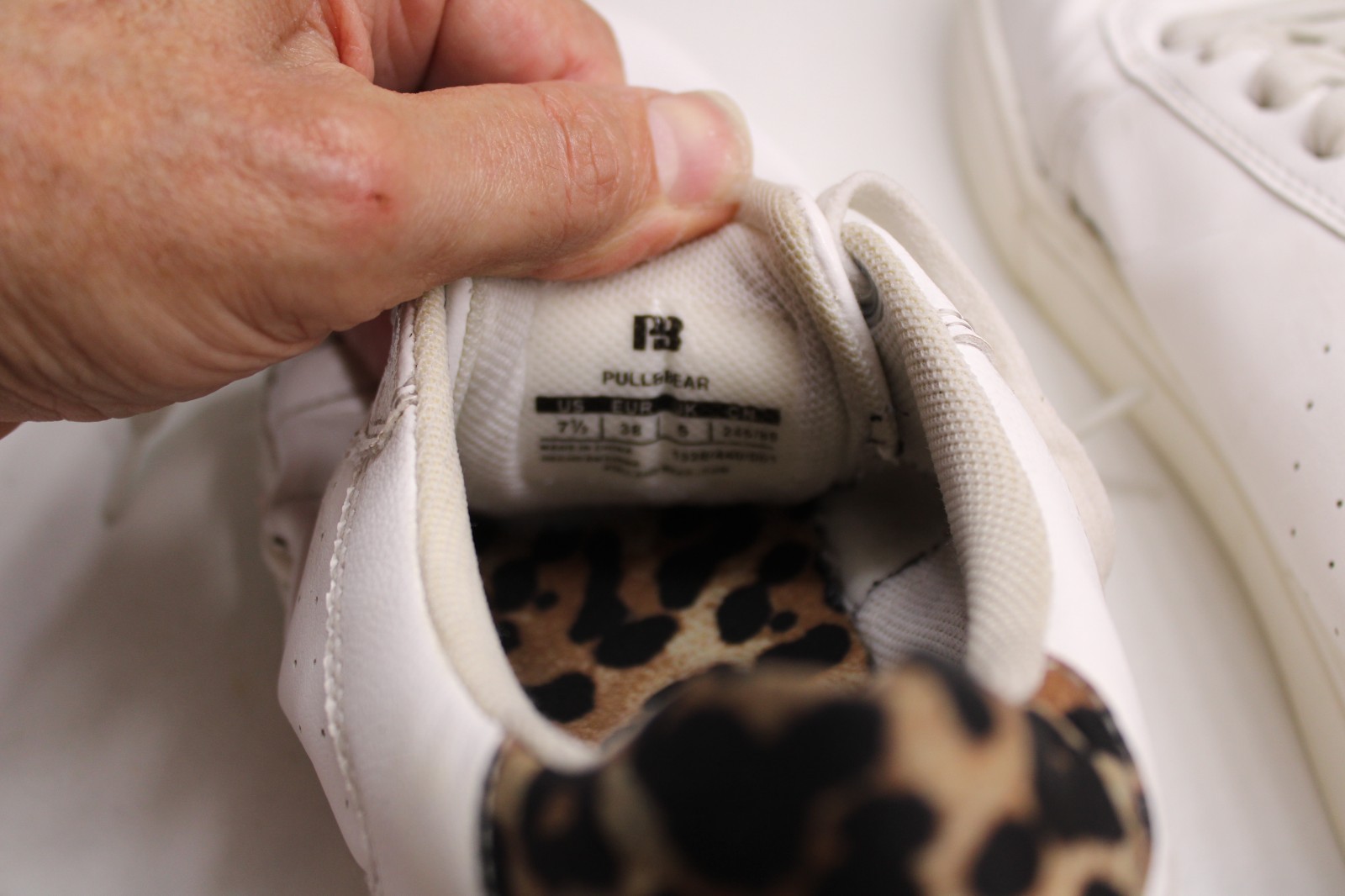 PULL&BEAR white fashion low-top casual trainer sneakers leopard heel tab 7.5