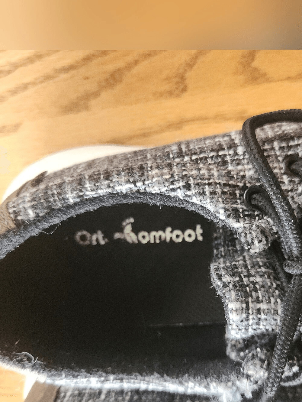 Ortho Comfoot Casual Tweed Lace-Up loafers in Black and White
