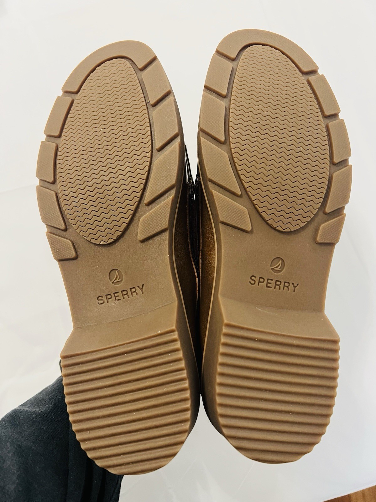 Sperry Chunky Wells Boat Moccasins Flats Preppy School Uniform Casual Shoes Sz 7