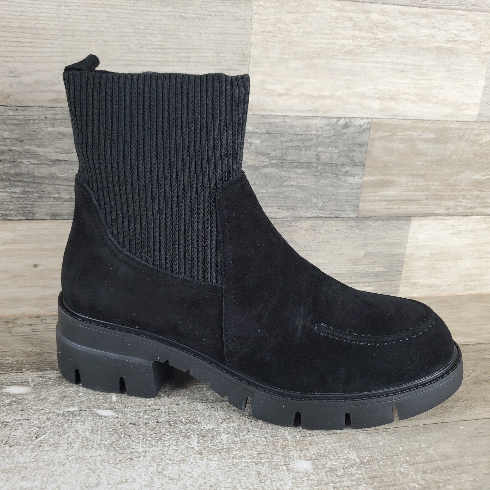 Vaneli Nalda Womens Ankle Boots Sz 9.5 Black Suede Side Zip Round Toe Vam Eli