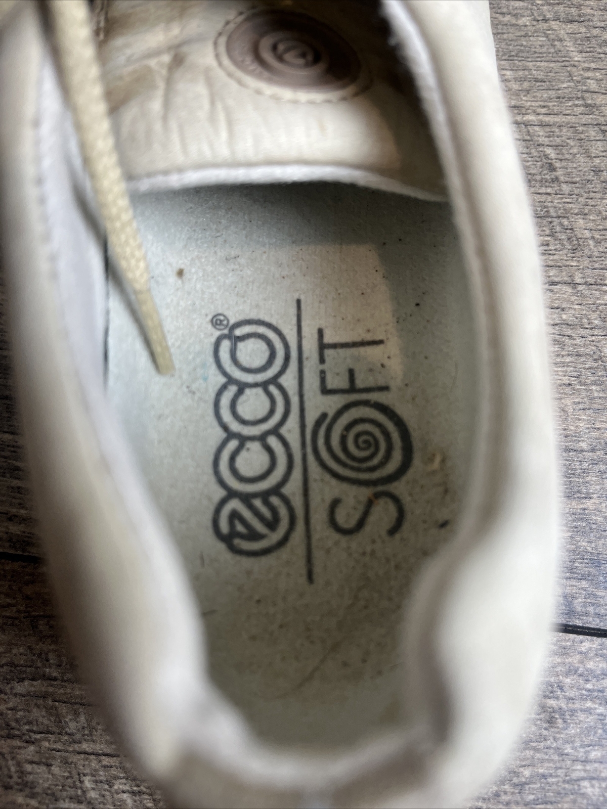 Ecco Soft Tan Suede Casual Sneakers Women’s US Size 4/4.5
