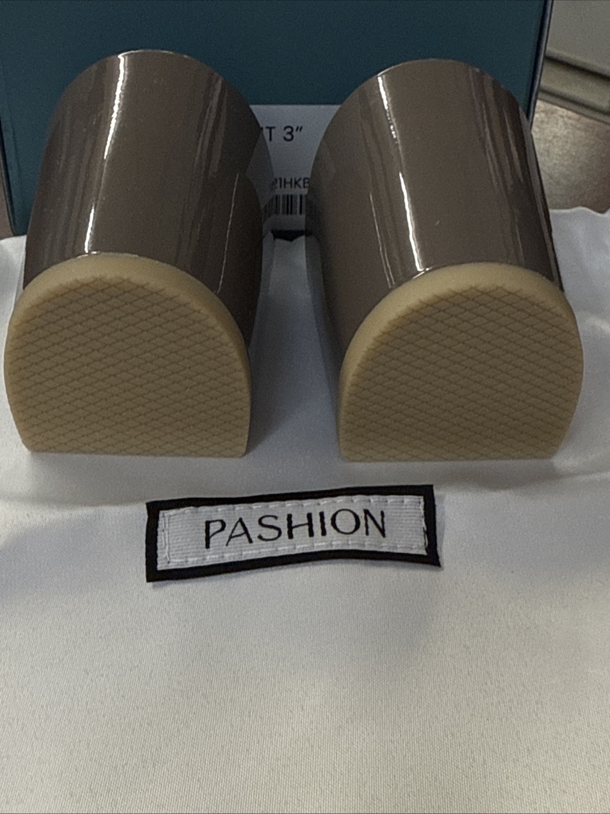 PASHION FOOTWEAR Block Heel Kit 3” Storm Size 9 – 11 $40 MSRP