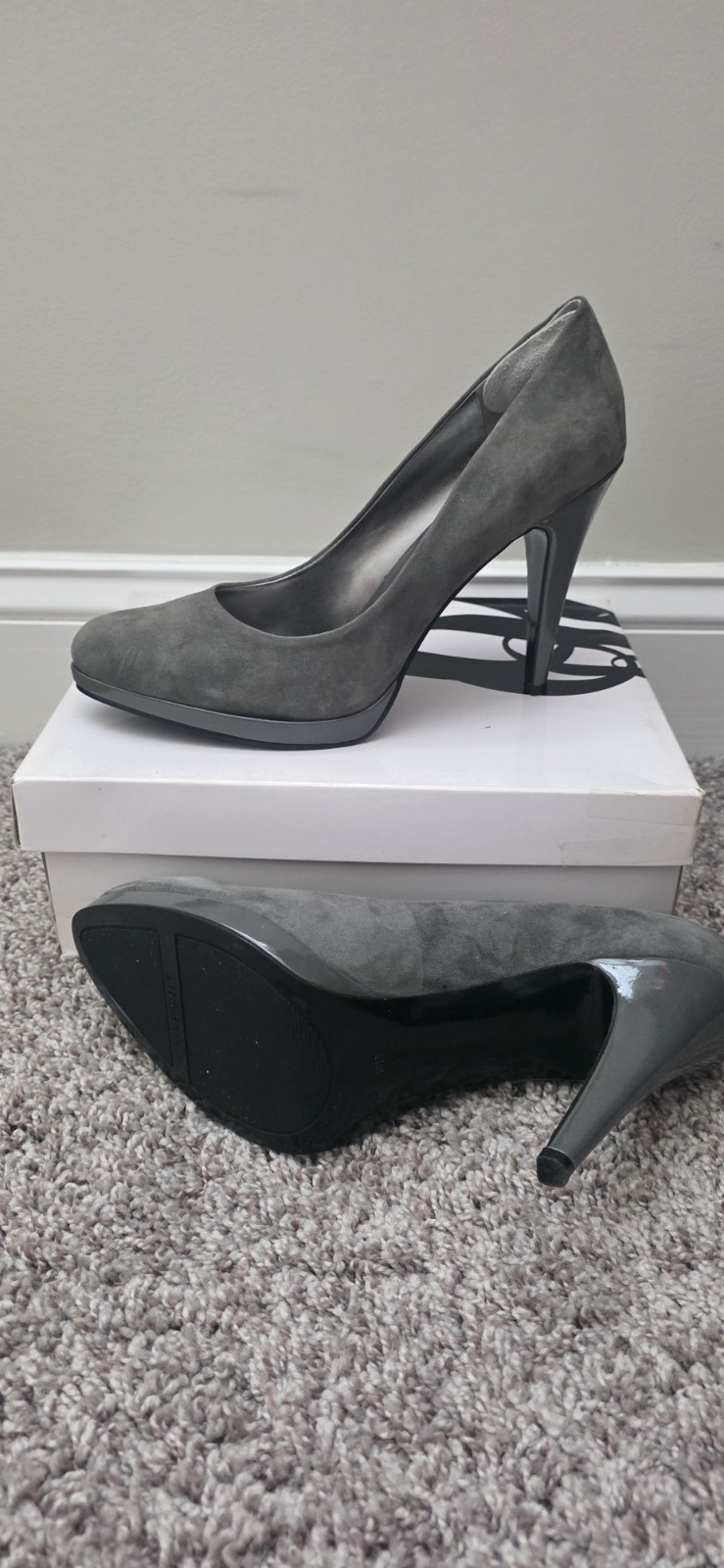Nine West Gray Suede Stiletto Pump Heels Round Toe Slip On Women’s 10.5 NIB