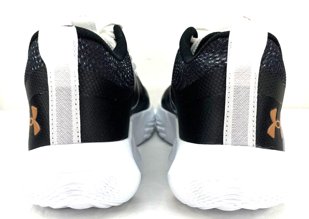 Under Armour 3025603-103 Flow Breakthru 3 Black Basketball Shoes Women’s US 12