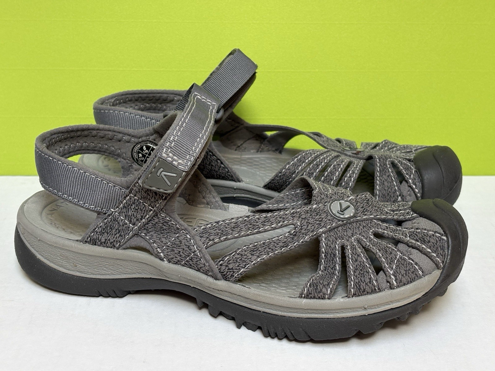 New KEEN ROSE Sandal Women’s Sz 6 Hiking Quick Dry Anti-odor Gargoyle/Raven Grey