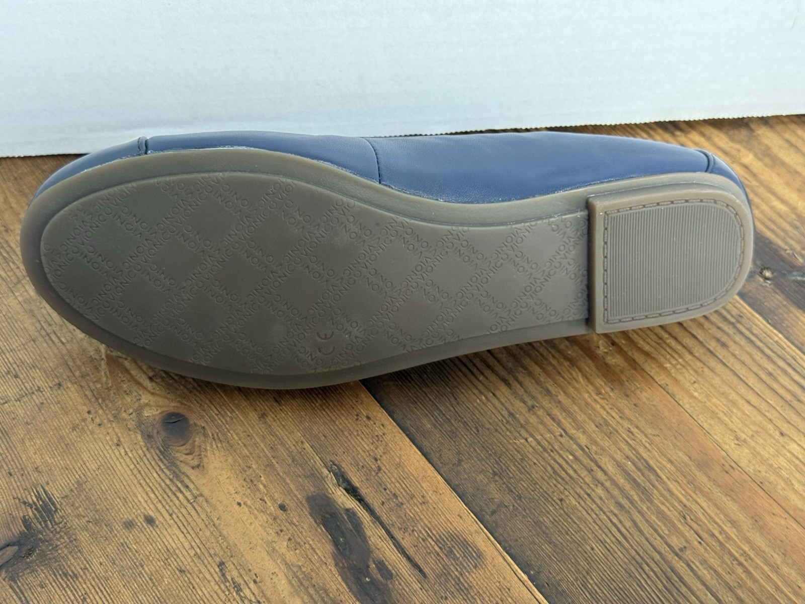Vionic Minna Ballet Flat Size 7N (W)Blue Leather Slip On Shoe Cap Toe Bow NIB (H