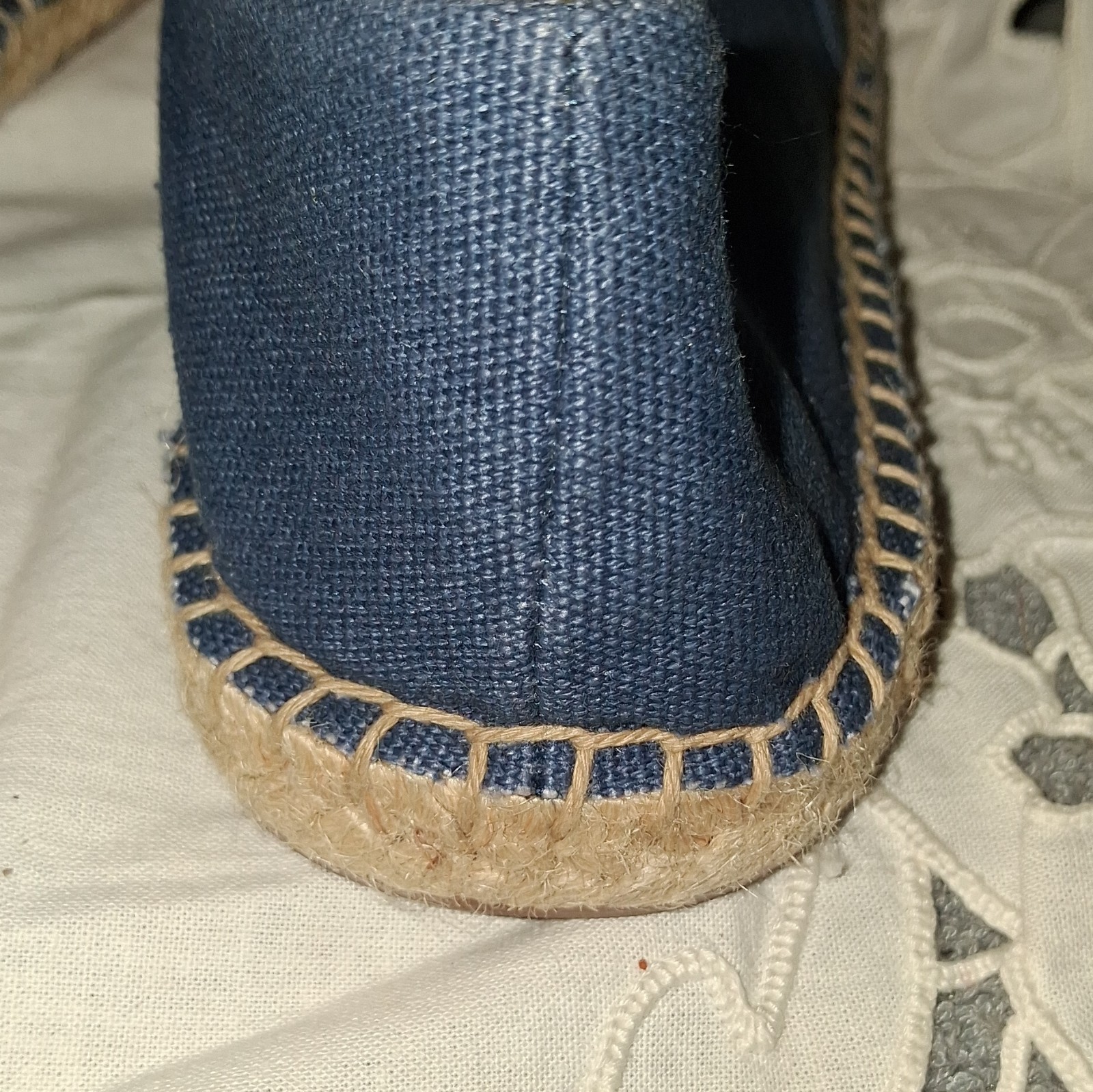 J. Crew Blue Pink Canvas Slip On Espadrilles Jute Sole Shoes Women’s Size 8.5