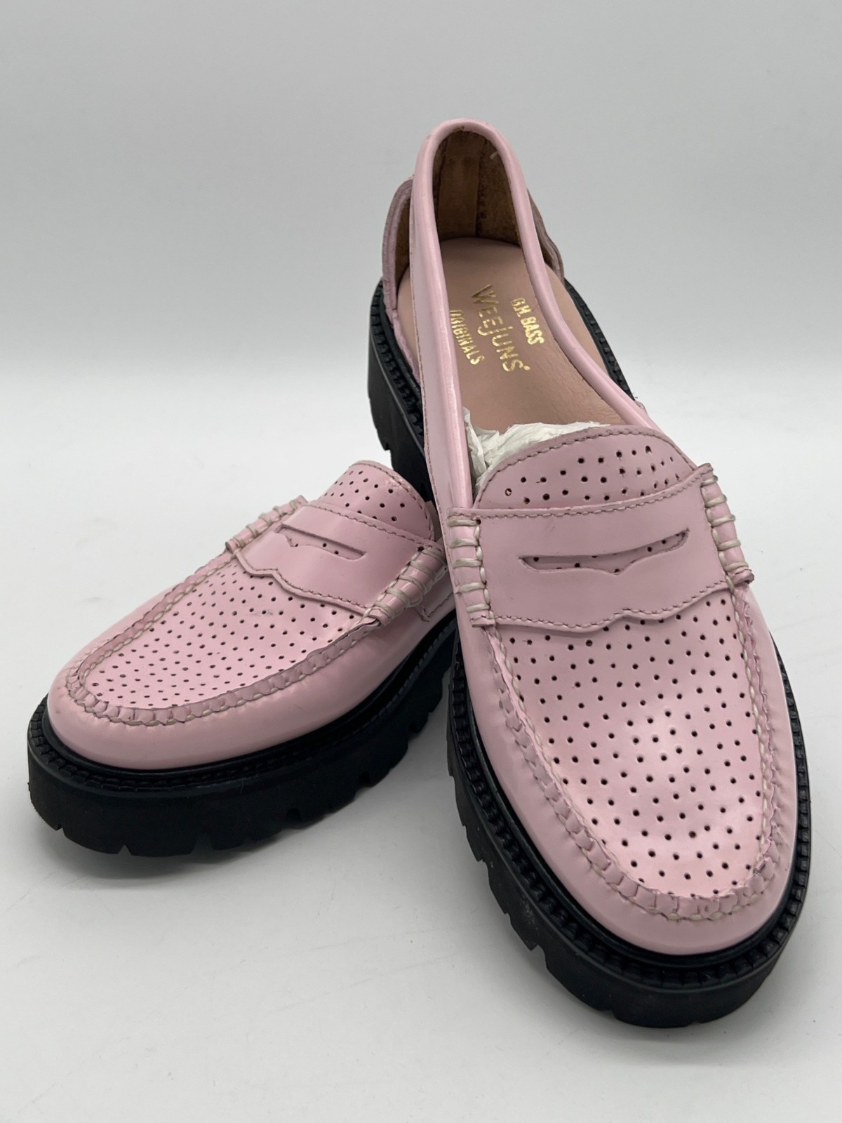 Womens G.H. Bass Size 6 Pink Perforated Loafer Slingbacks Weejuns Leather Upper