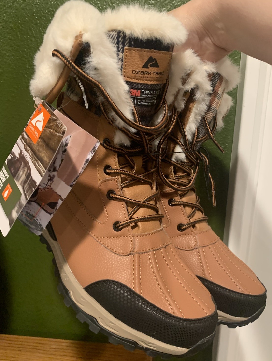 Ozark Trail Snow Boots Womens Tan Brown Cream Fur Plaid Details Size 8 New NWT