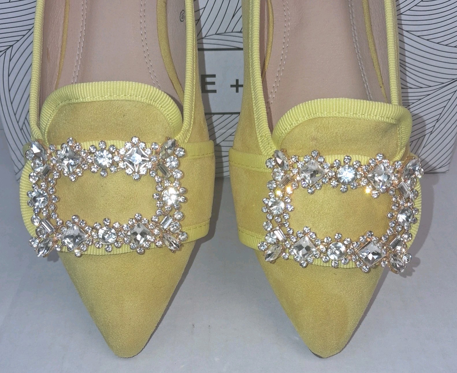 Chase & Chloe Ballet Flats James Yellow Faux Suede Rhinestone Buckle Women 10