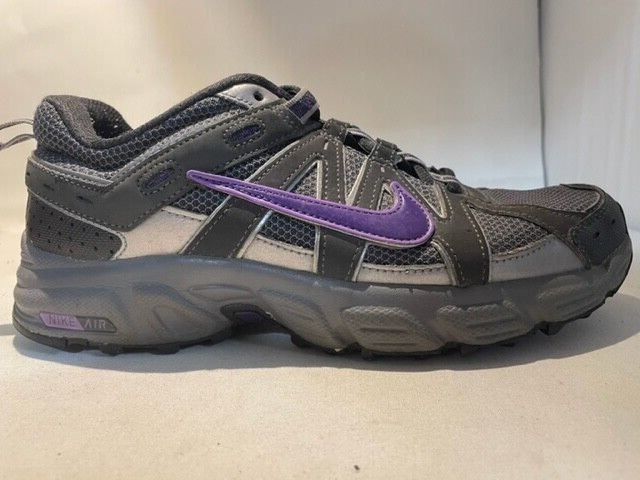 Nike Women’s Alvord 8 Grey/Purple – Size:8.5 – (D) – Medium/Standard
