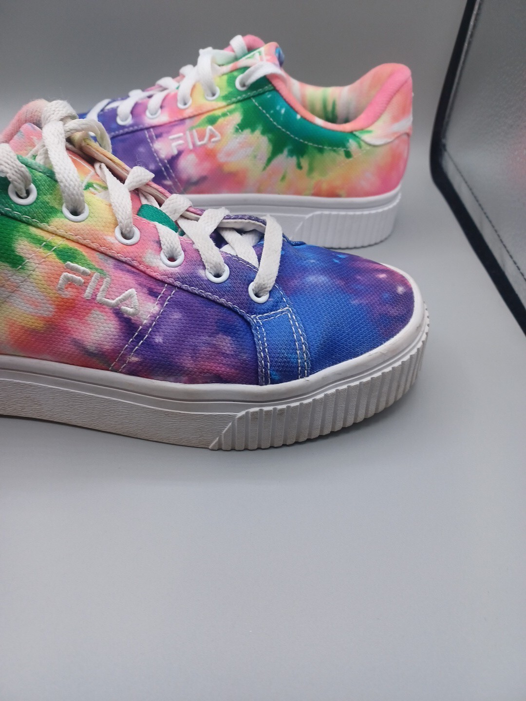 Fila Shoes Womens 8.5 Platform Rainbow Tie-Dye Panache Sneakers 5CM01113-775 VGC