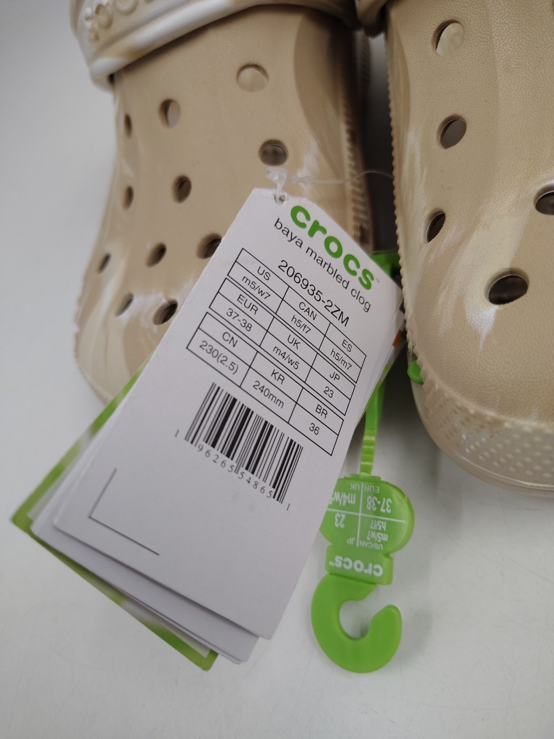 Crocs Unisex Baya Marbled Clog Chai Multi – US Men 5 Women 7 EU 37-38 Brand New