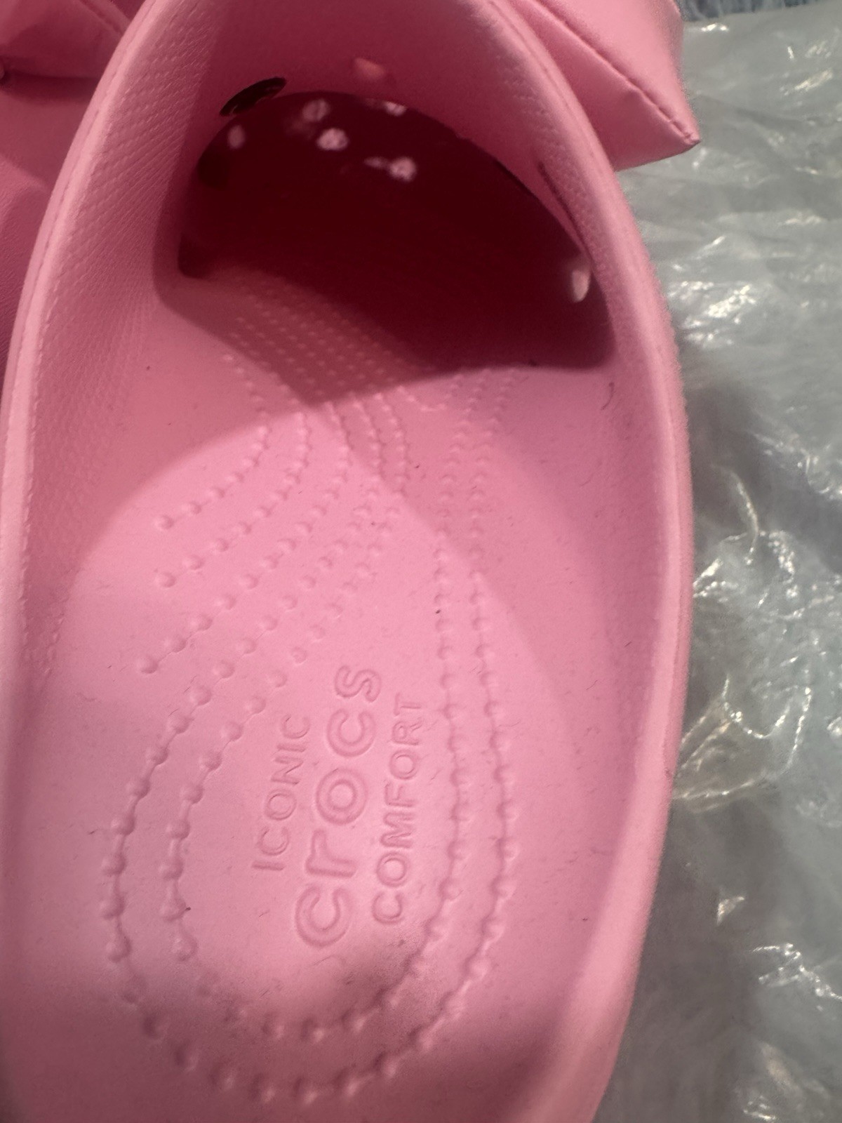 NWT CROCS Siren Bow Clogs In Pink Size 8