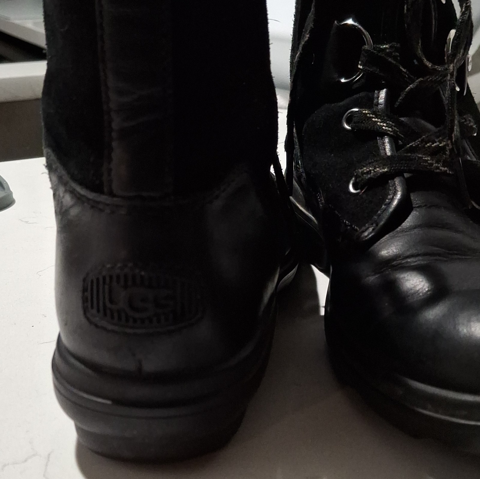 UGG Hapsburg Hiker Black Waterproof Leather Suede Duck Rain Boots Size 9