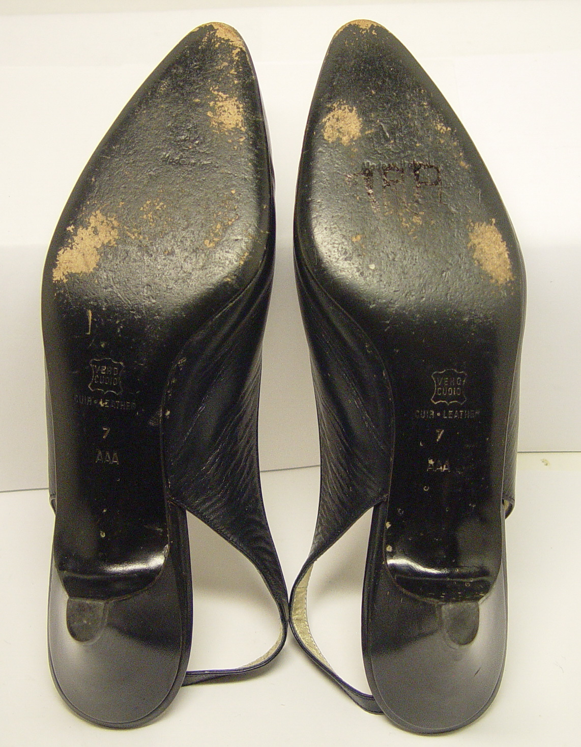 BRUNO MAGLI MADE IN ITALY BOLOGNA SZ 7AAA 2″ SLINGBACK PUMPS GOOD USED CONDITION