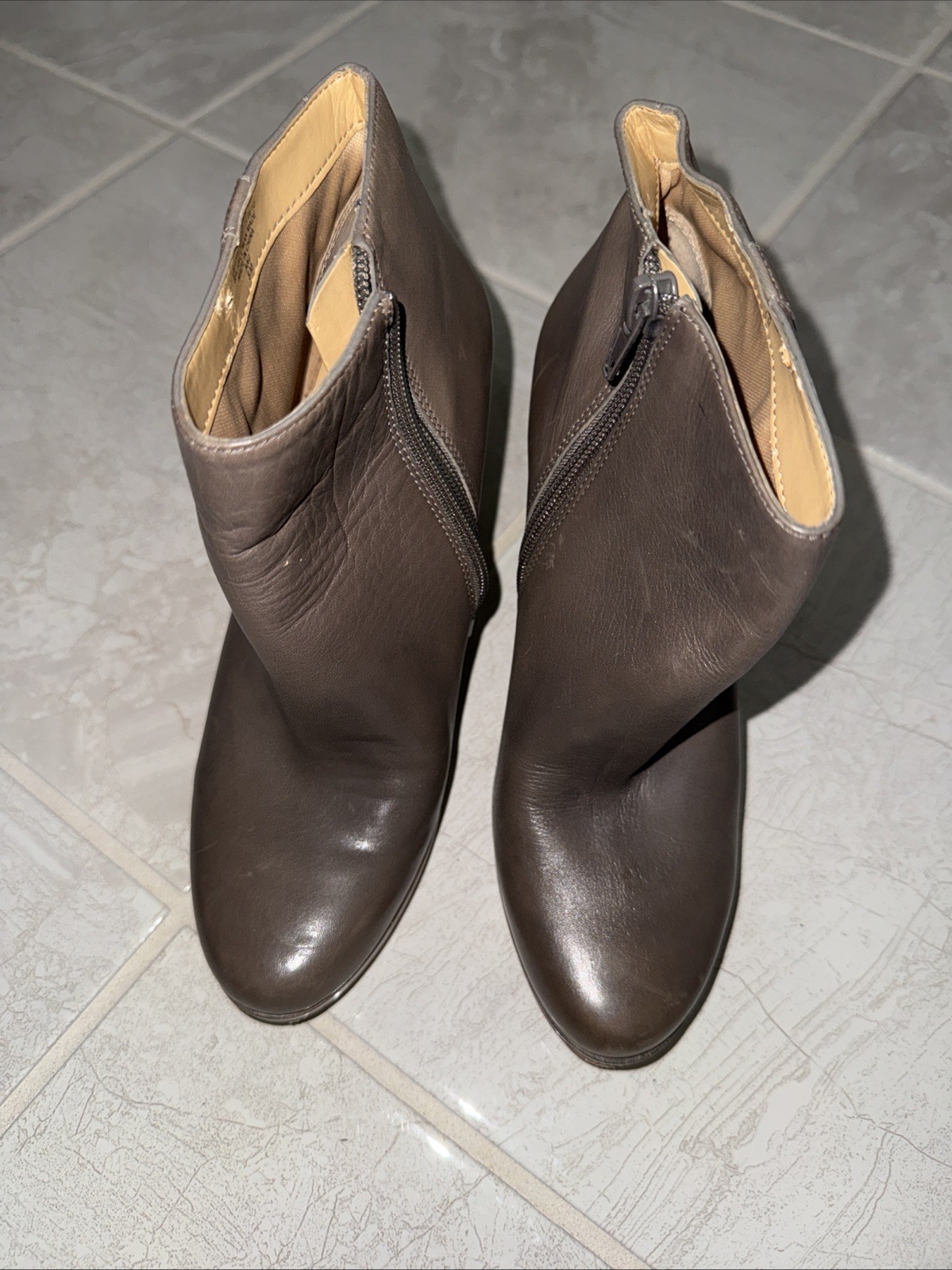 Nine West Womens Trivetto Ankle Boots Booties Brown Taupe Bootie Zip 5