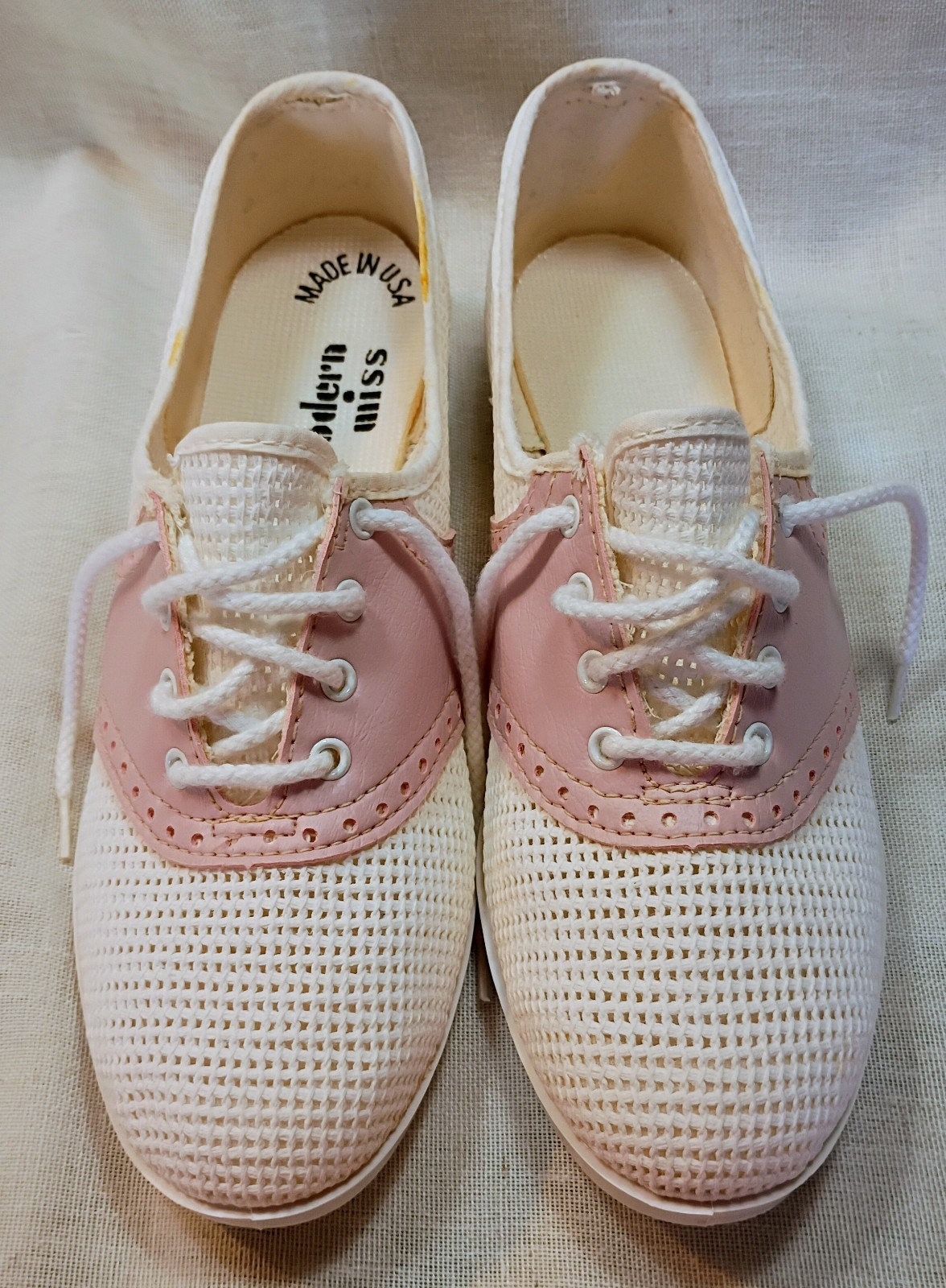 Modern Miss Rare 1930’s -1960’s Sporty Saddle Mesh Flat Shoe Women’s size 8.5